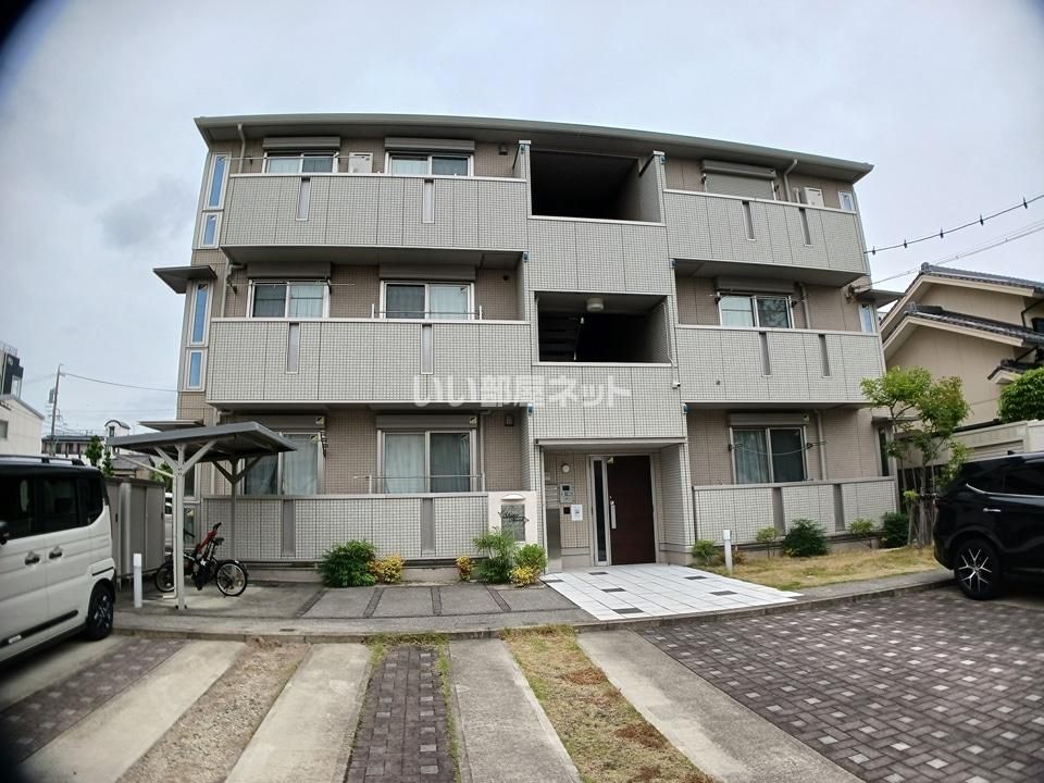 Shine Moatの外観画像