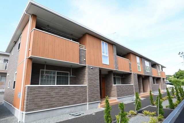 カーサ・エレガンテⅤの外観画像