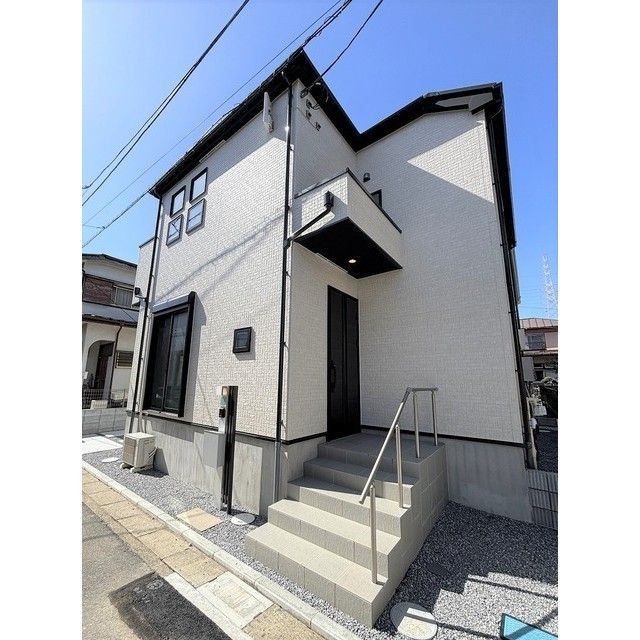 4112越谷市上間久里8期1棟1号棟の外観画像