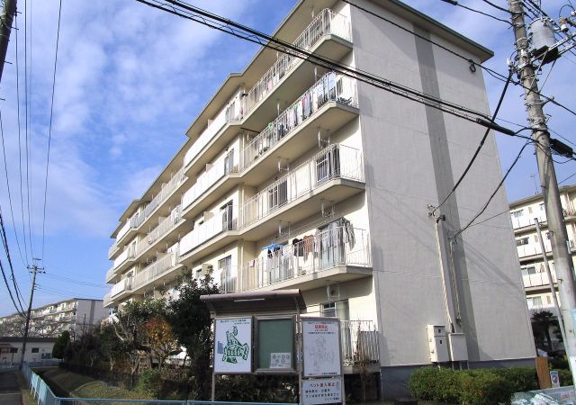 狭山グリーンハイツ15号棟の外観画像