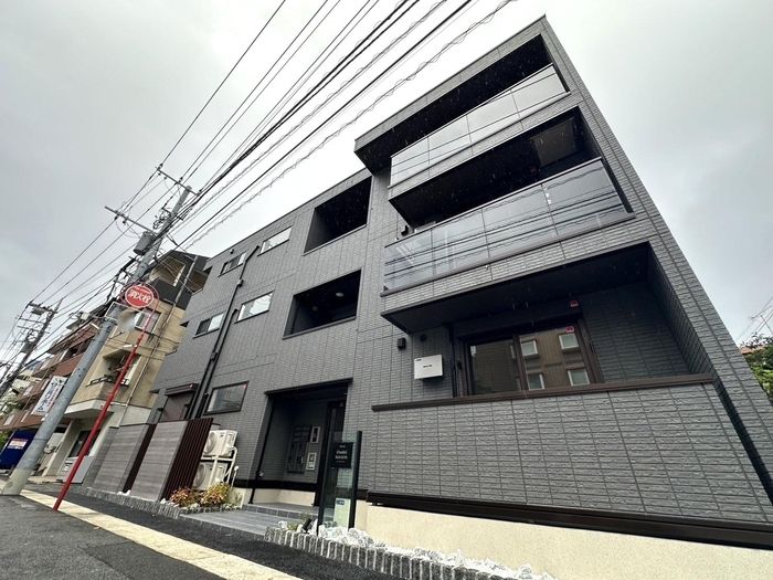 オンブラ メゾンの外観画像