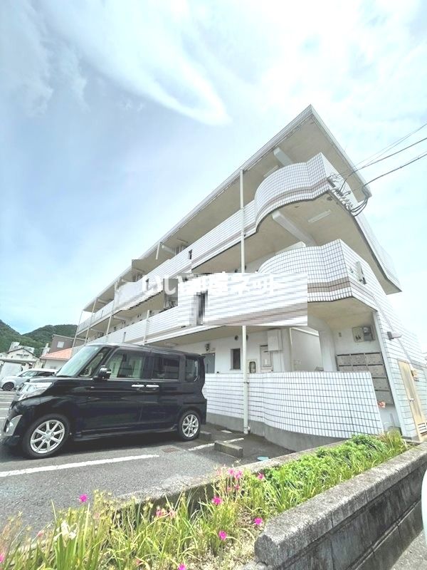 恒吉マンションA棟の外観画像