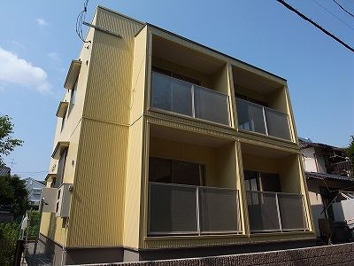 アニー黒髪の外観画像