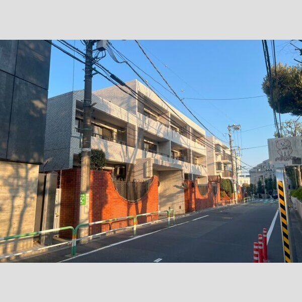ライオンズマンション鉢山の外観画像