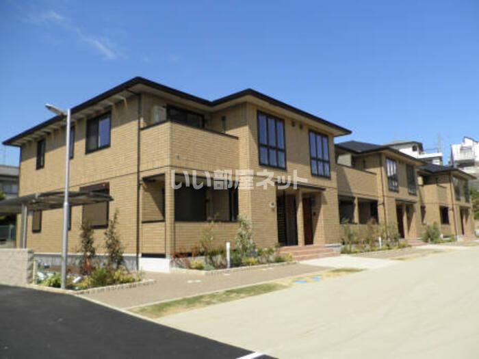 グラン チュイール A棟の外観画像