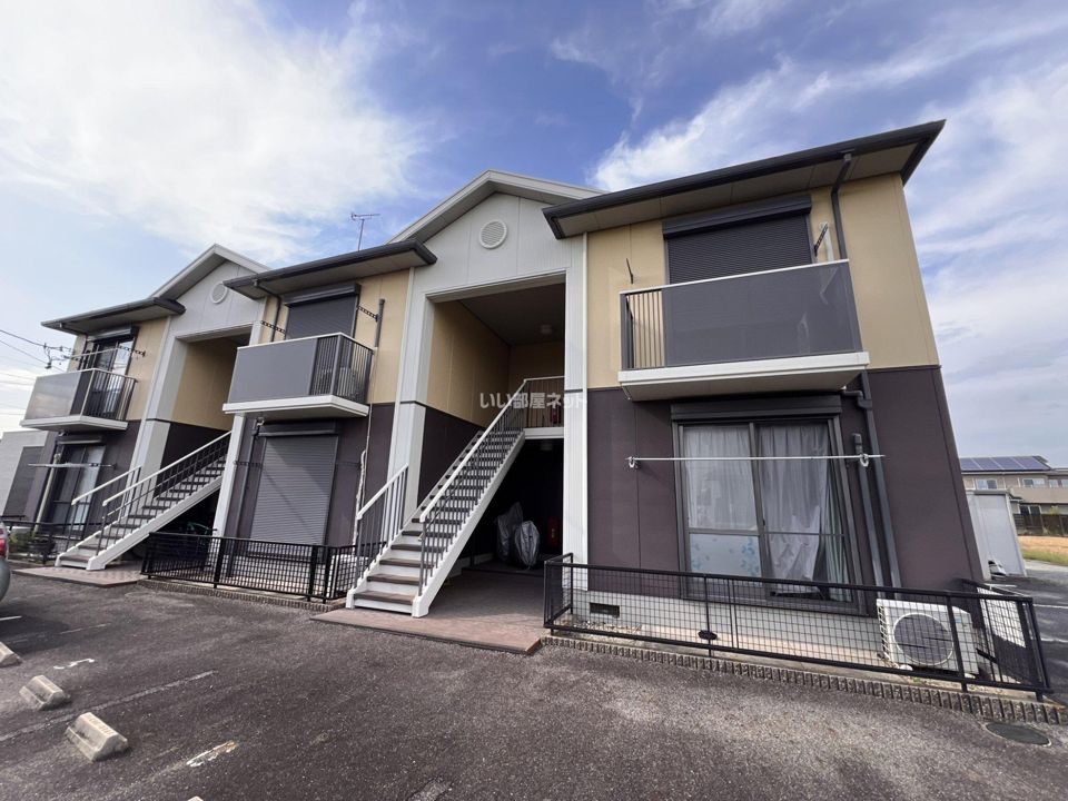 フローラルハイツの外観画像