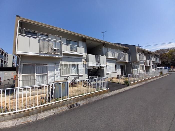 ライフタウニーA街区 6号棟の外観画像