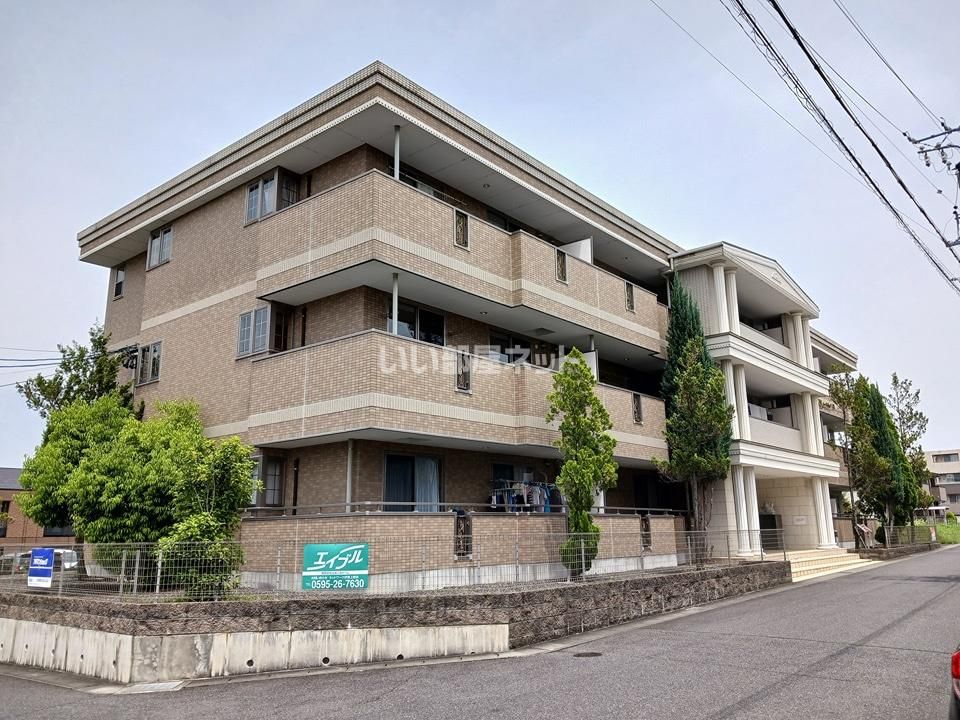 アヴニール・パレの外観画像