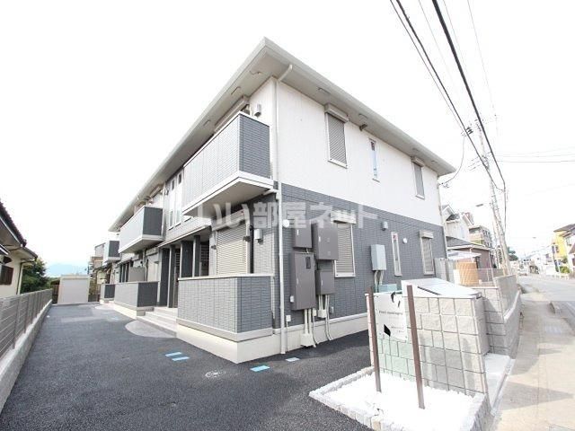 プティ モンターニュの外観画像