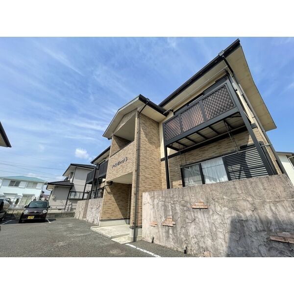 イーストビレッジB棟の外観画像