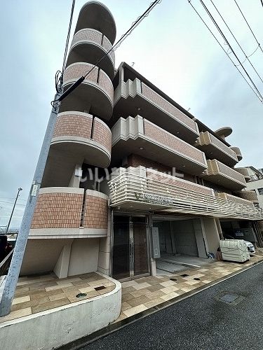 ポコアポコ明石鍛治屋町三番館の外観画像