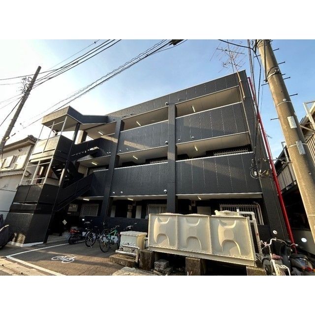 コモド三郷の外観画像