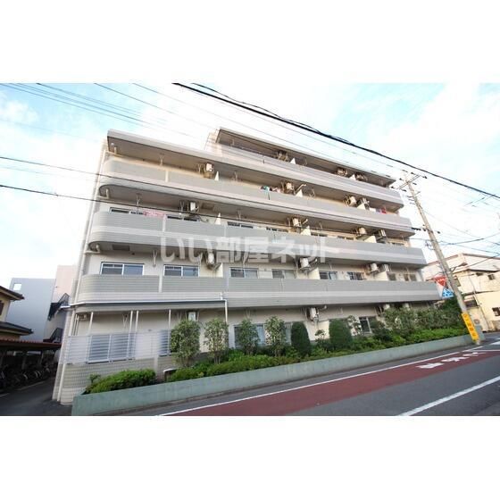 アンシャンテ国立の外観画像