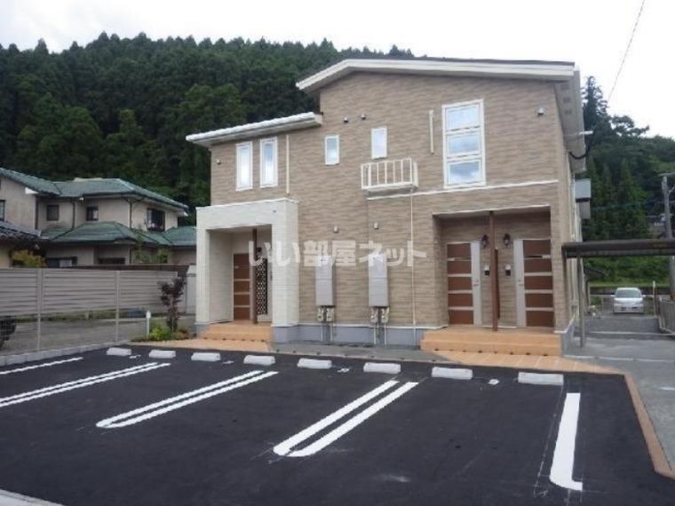 プリムローズガーデンⅡの外観画像