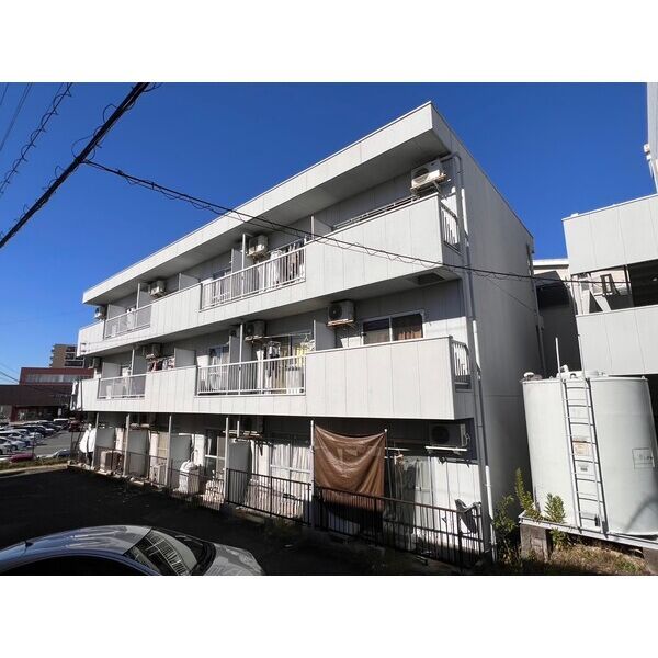 シャンポール三栄前山Ⅰの外観画像
