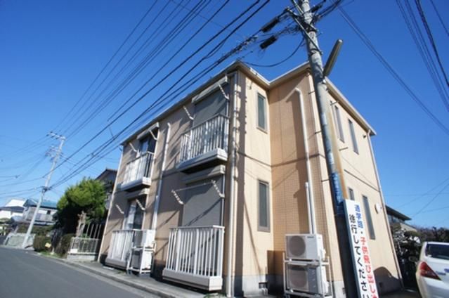 シャーメゾン立場の外観画像