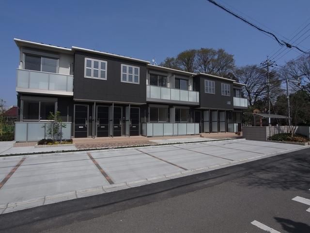 ノラ エパルの外観画像