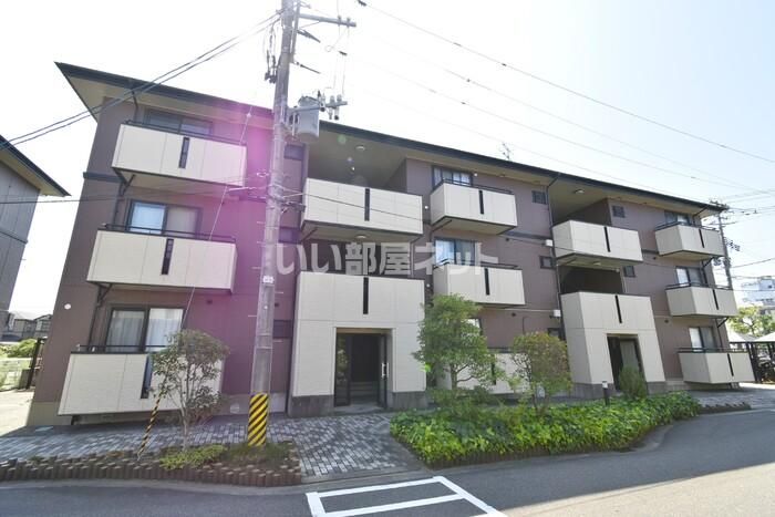 ロイヤルガーデン堀之内 Cの外観画像