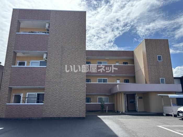 メゾンシャルムの外観画像