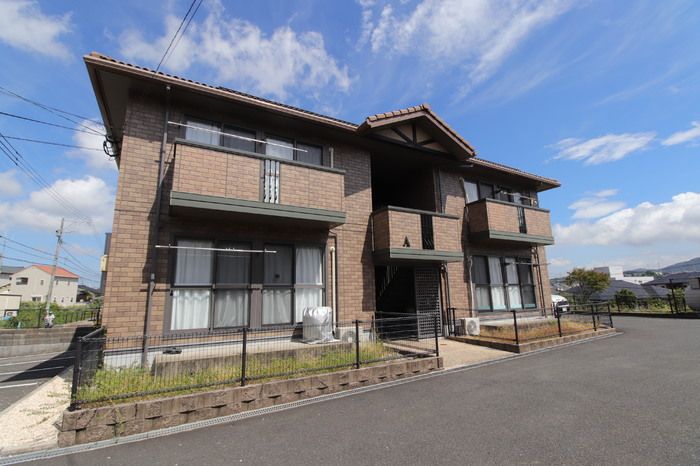 クレール塚の原 A棟の外観画像