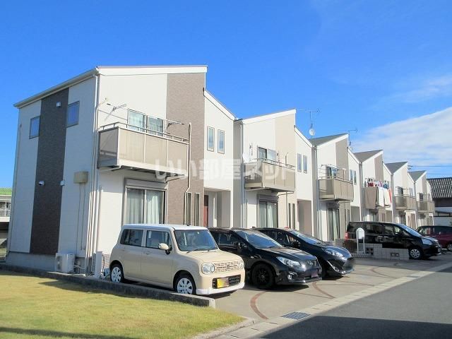 Family Base 4の外観画像