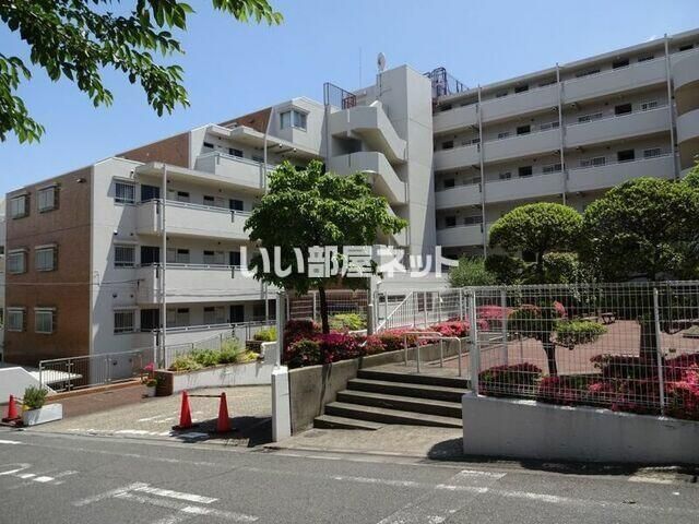 フロリード梶ヶ谷スカイマンションの外観画像