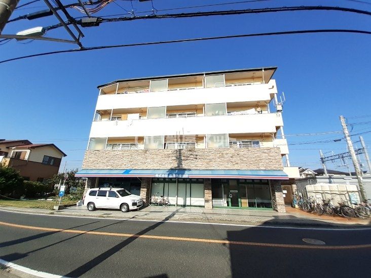 石川マンションの外観画像