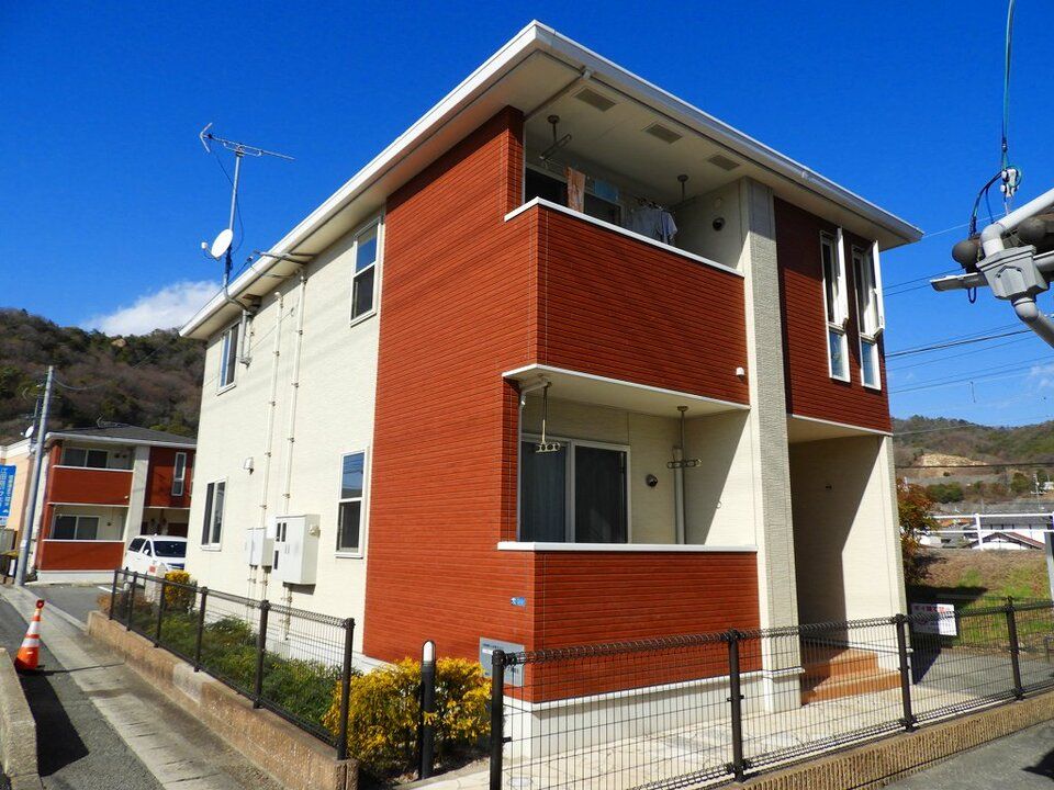 Urara West Aの外観画像