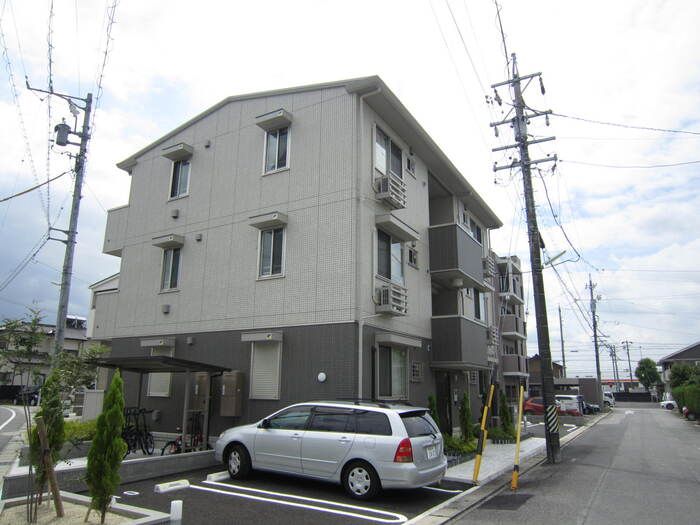 ル・プランタンの外観画像