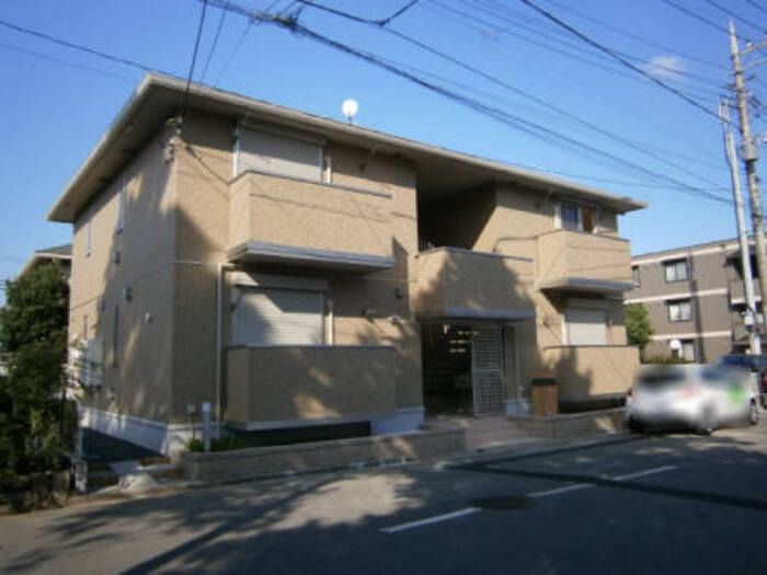 コスメアヒルの外観画像