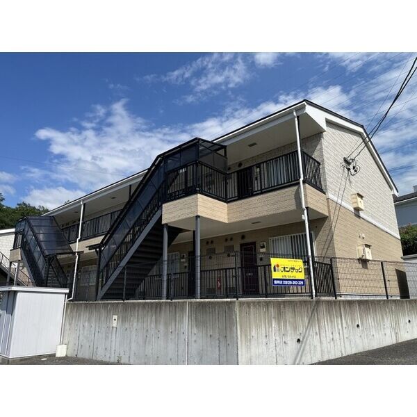 ガーデンティアラヒカリB棟の外観画像