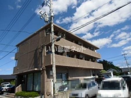 クリスタルコート学園の外観画像