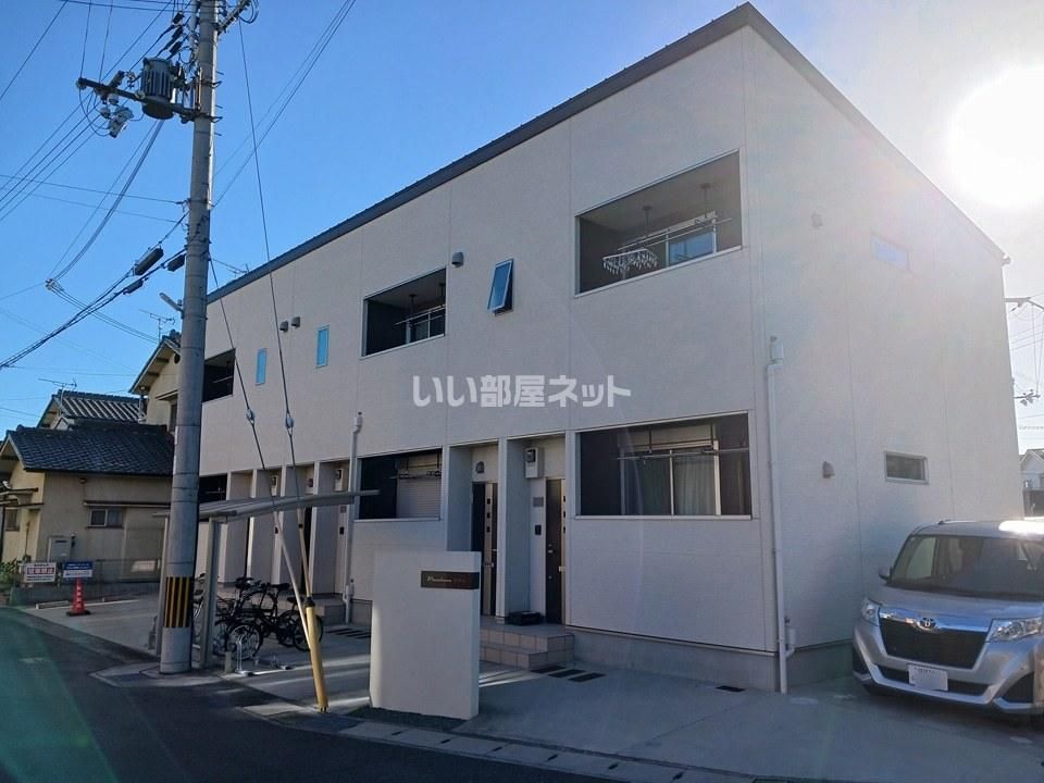 Monochromeの外観画像