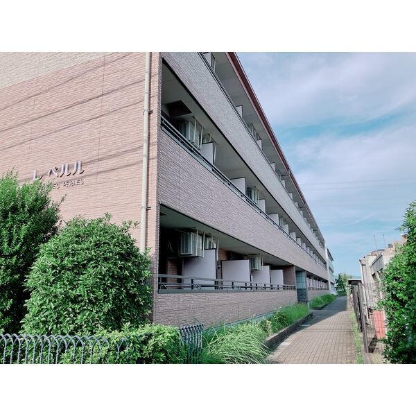 レ・ペルルの外観画像