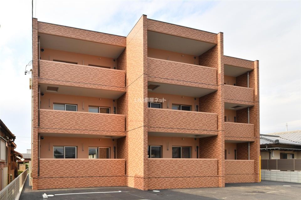 ラウレアIIの外観画像