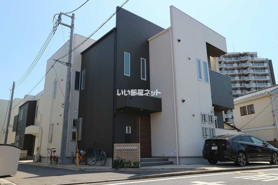 Grandtic Luxtia(グランティック ルクティア)の外観画像