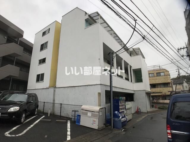 コラボレイトの外観画像