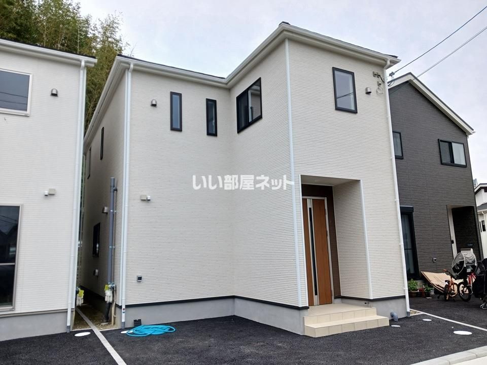 クレイドルガーデン交野市私市第11-5号棟の外観画像
