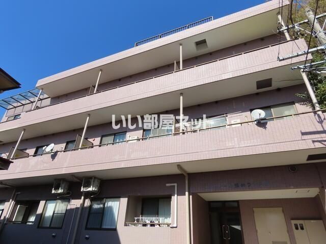 ジェナール読売ランド前の外観画像