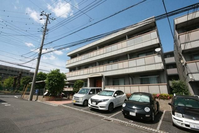 シャトーピエールⅠの外観画像