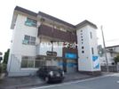 マンション鳩岡の外観画像