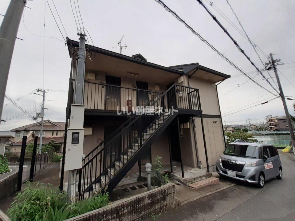 エーリー招提の外観画像