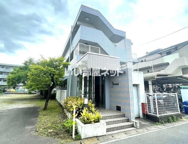 フルーリッシュ野川 301号室の外観画像