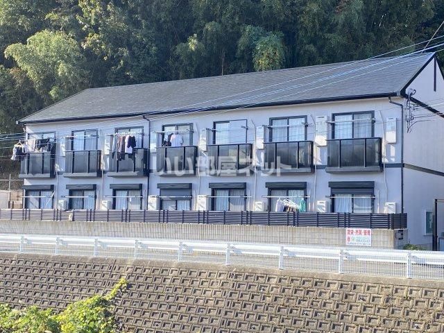 リヴィエール富雄の外観画像