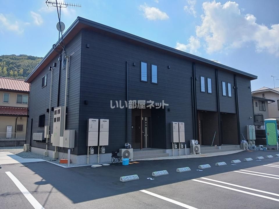 コンテルミナスの外観画像