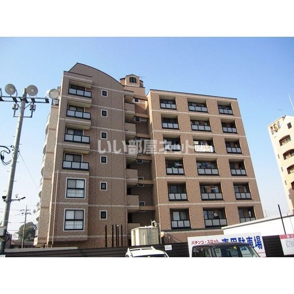 ダイヤモンドフィールドの外観画像