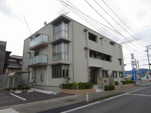 スパーブ エクラージュの外観画像