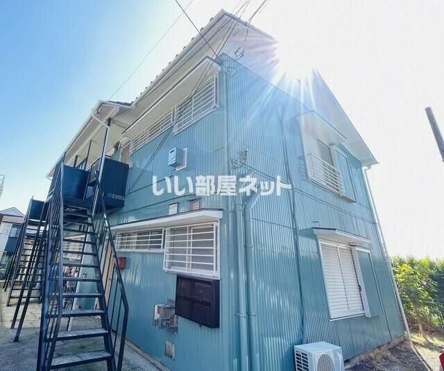 秀和ハイホームの外観画像