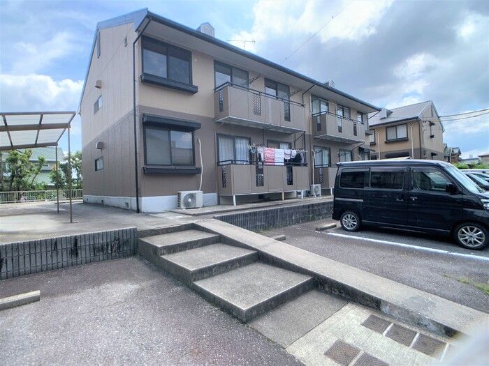 サンハイツセジュール C棟の外観画像