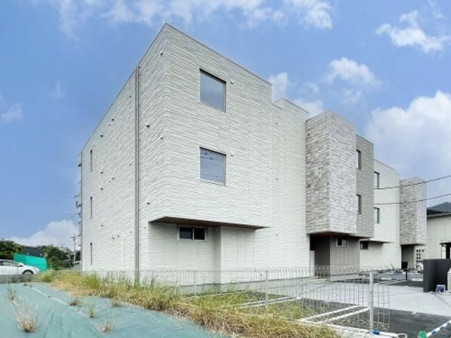 ヴァンガードの外観画像